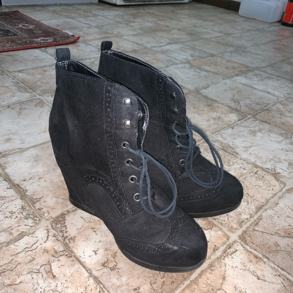 Black wedge ankle boots